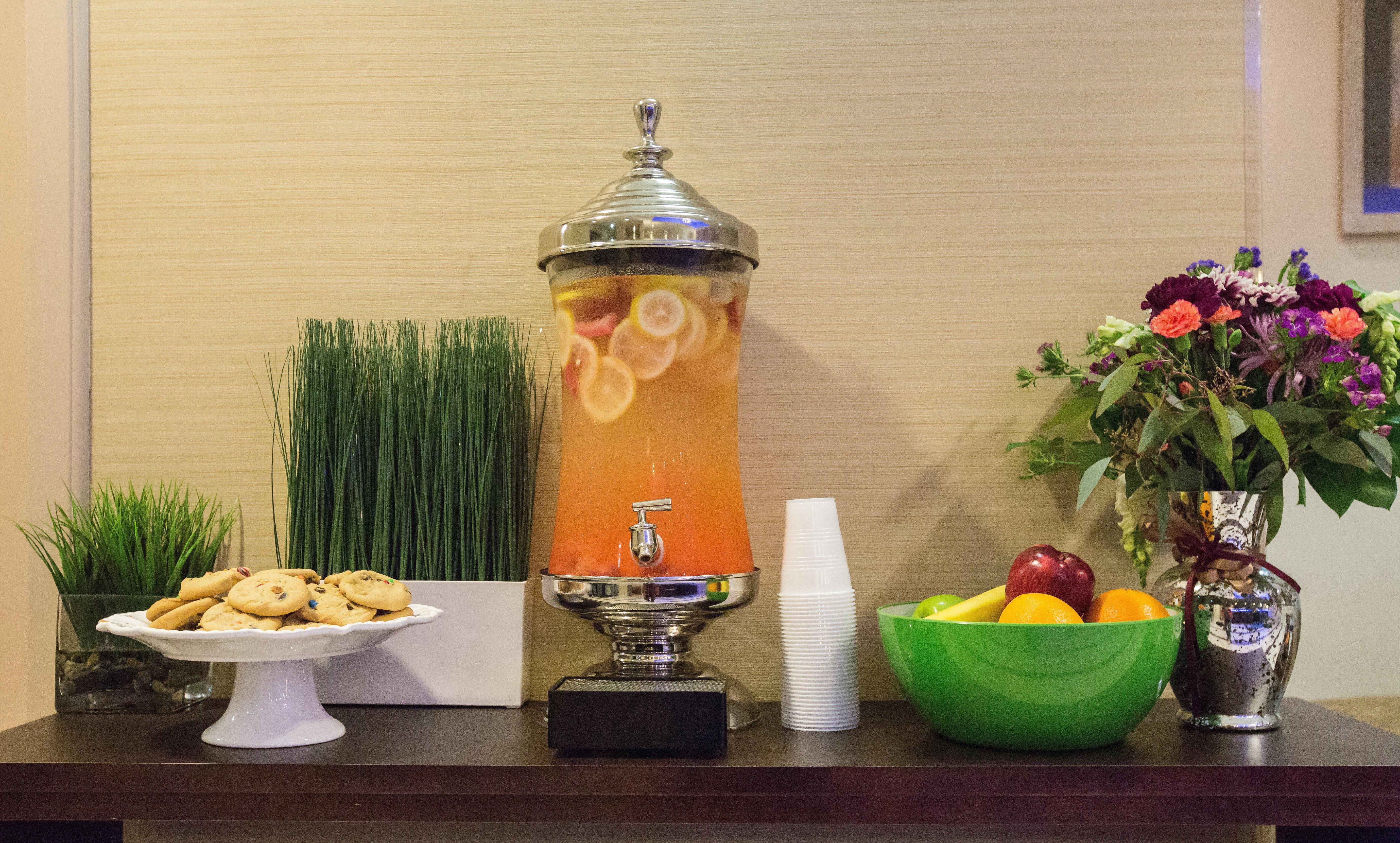 Holiday Inn Express Benicia By Ihg Екстер'єр фото
