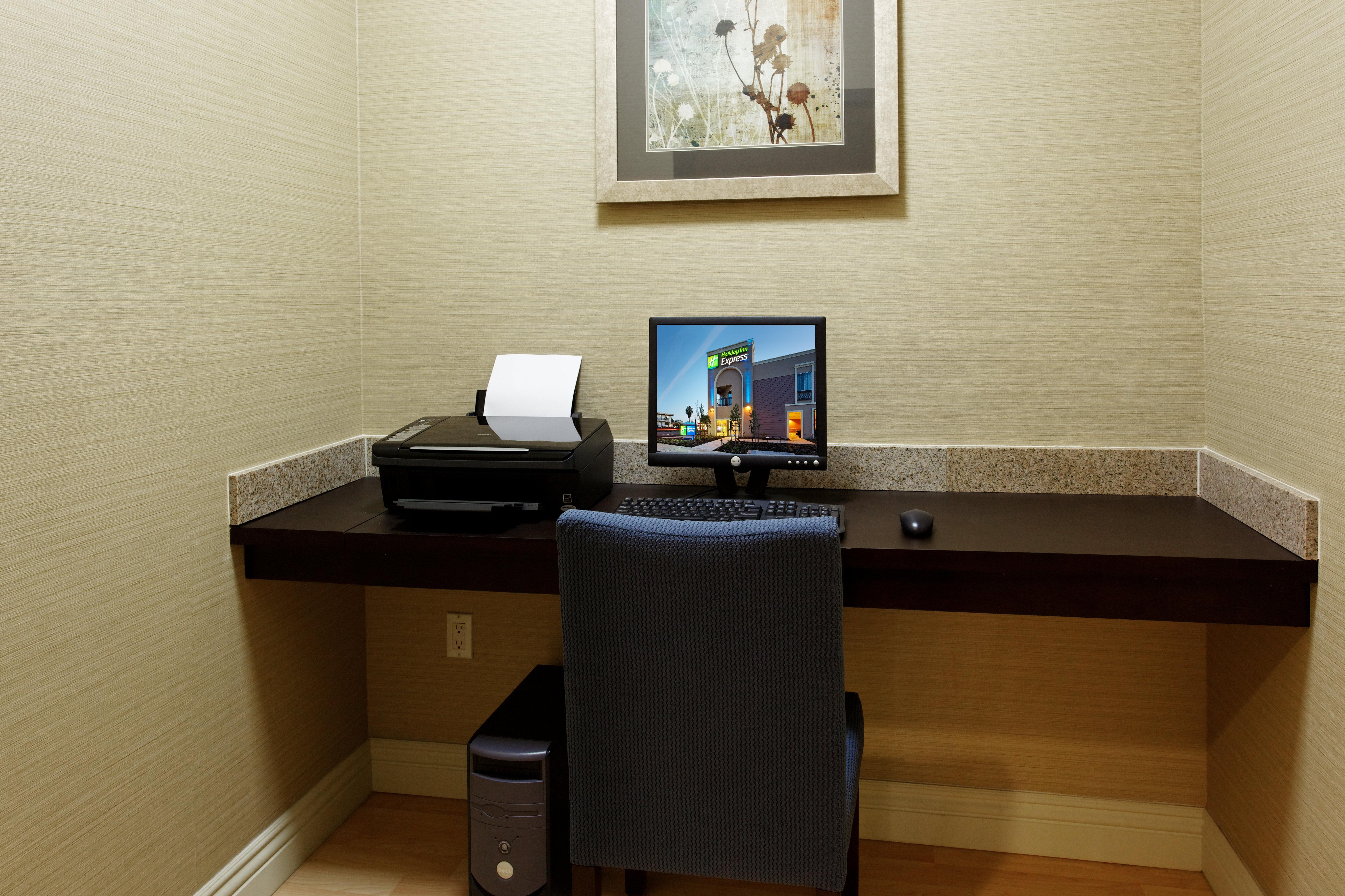 Holiday Inn Express Benicia By Ihg Екстер'єр фото